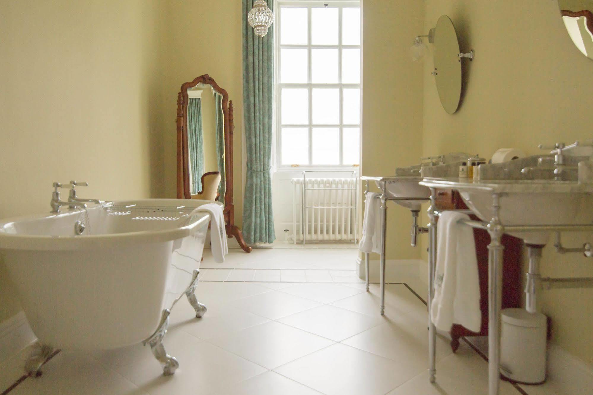 Islay House Hotel Bridgend  Ngoại thất bức ảnh